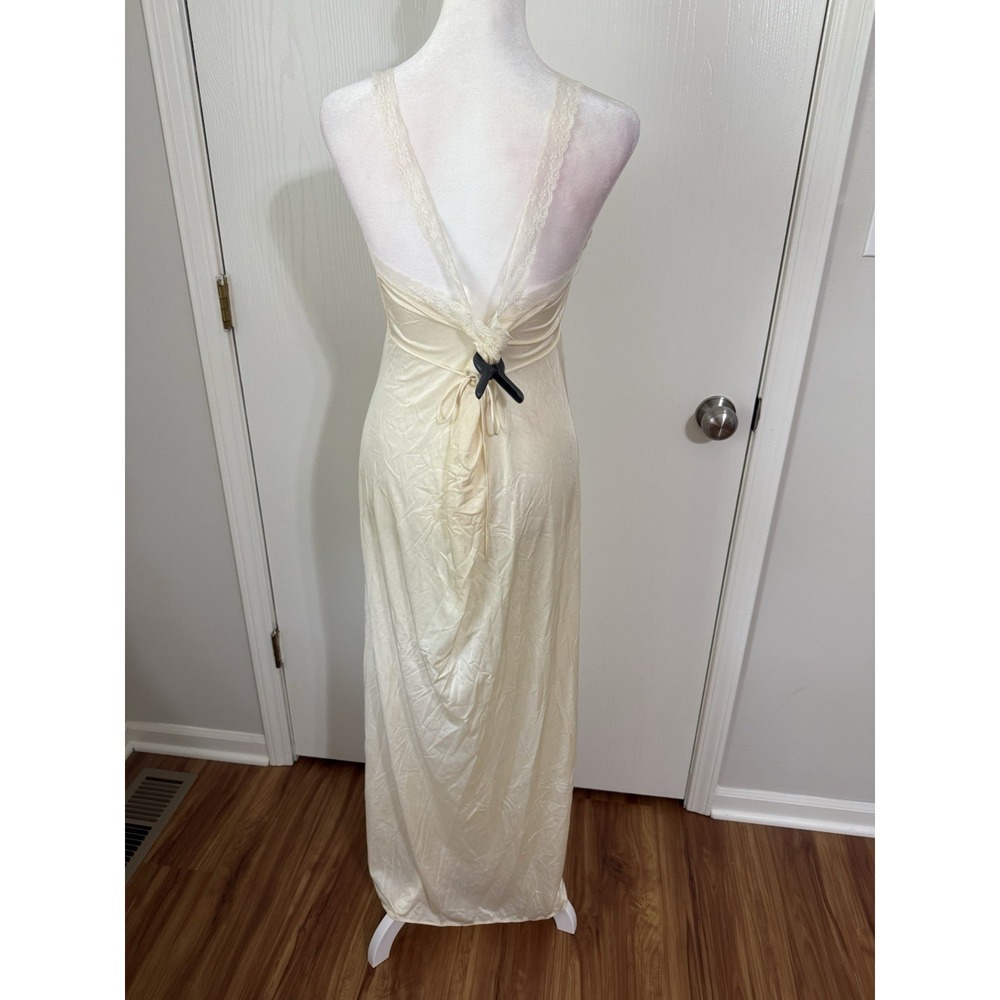 Nylon Lace Ivory Dress Slip Nightgown Vintage Silky Medium Cottagecore Whimsy - Picture 4 of 7